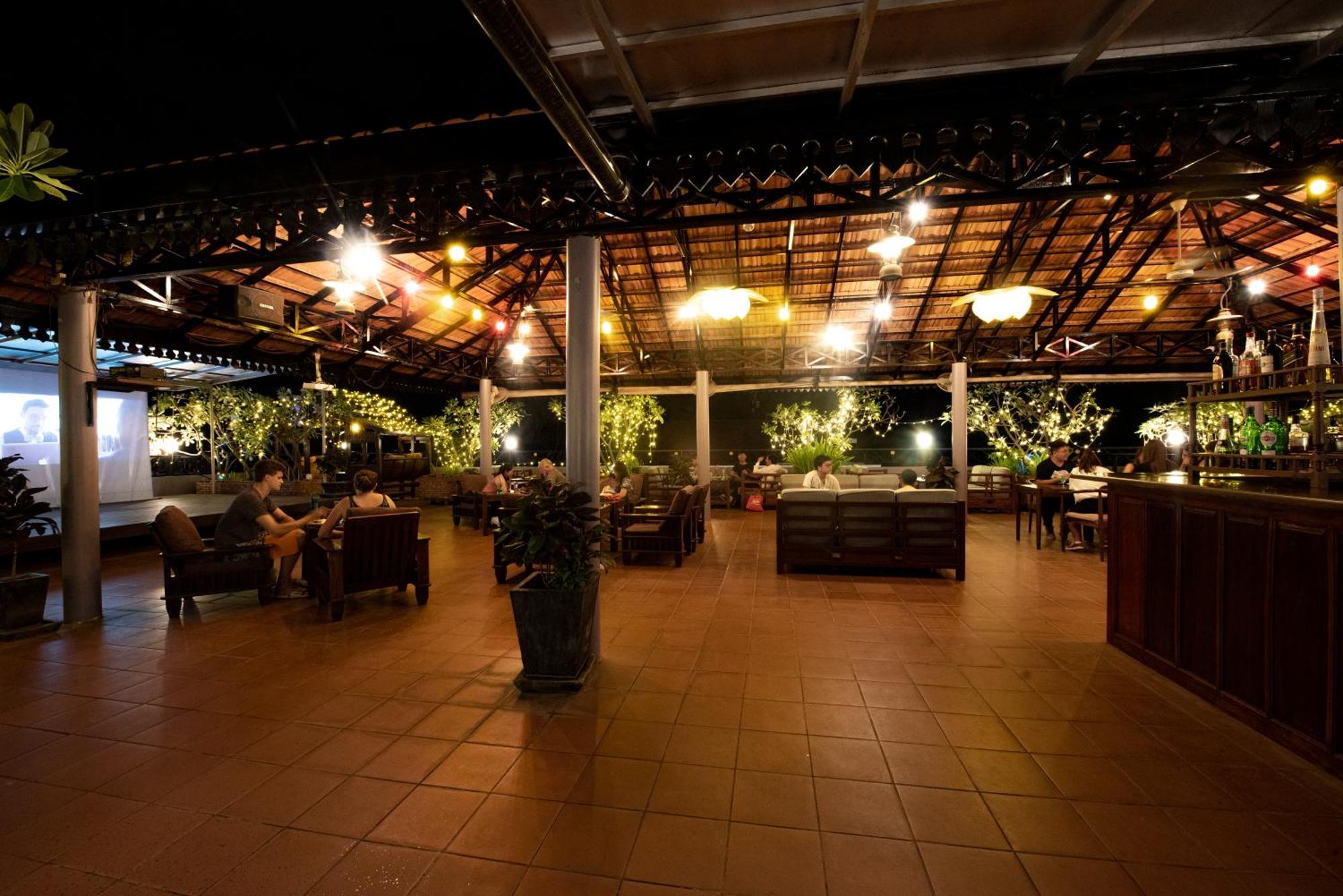Royal Crown Hotel Siem Reap Exterior foto